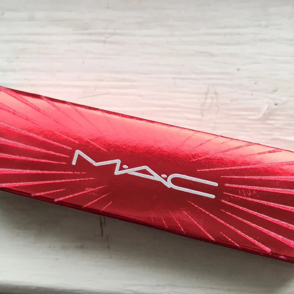 🍦HOST PICK🍦MAC Matte Lipstick 602 Chili new in box brick red color